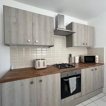 Villa Large 3 Bed - 10 Mins To Centre à Liverpool Extérieur photo