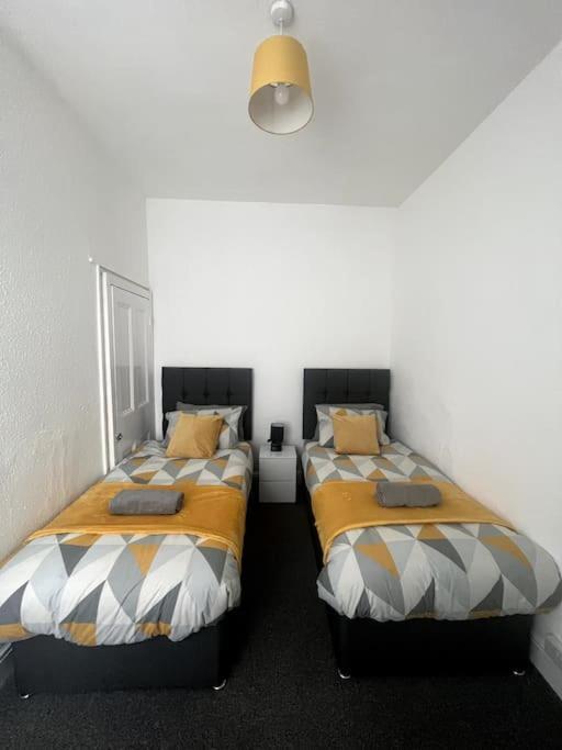 Villa Large 3 Bed - 10 Mins To Centre à Liverpool Extérieur photo